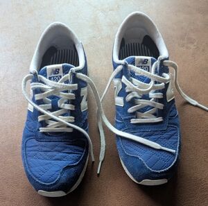 New Balance Retro 420 Sneakers